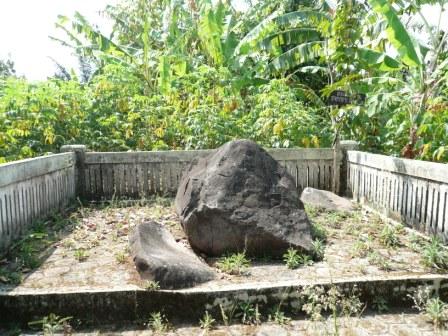 Keramat Buyut Remik - Cultural Site