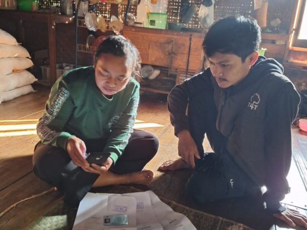 Trees4Trees team in Ciwidey inputs the data from Sukamulya village into the GEKO app